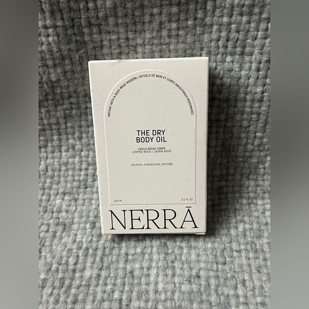 Nerra: The Dry Body Oil: Jasmine Wood (3.1 floz)